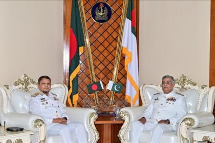Pakistan Navy Chief Admiral Naveed Ashraf receives a Guard of Honour at Bangladesh Naval Headquarters in Banani, Dhaka.